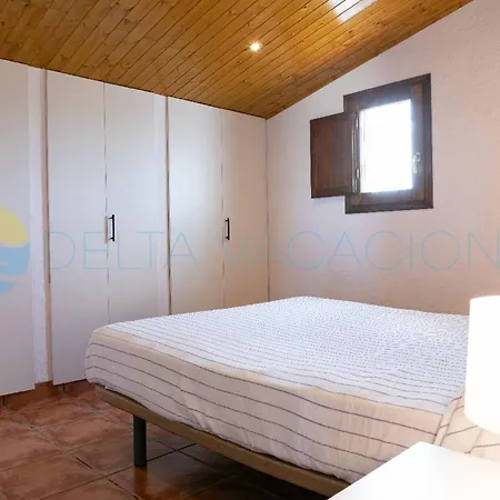 Illa - Aislada Con Piscina Y Cerca Playa De La Marquesa Deltebre